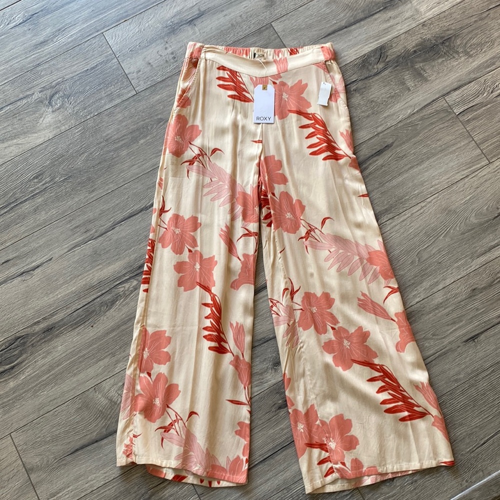 Roxy floral pants